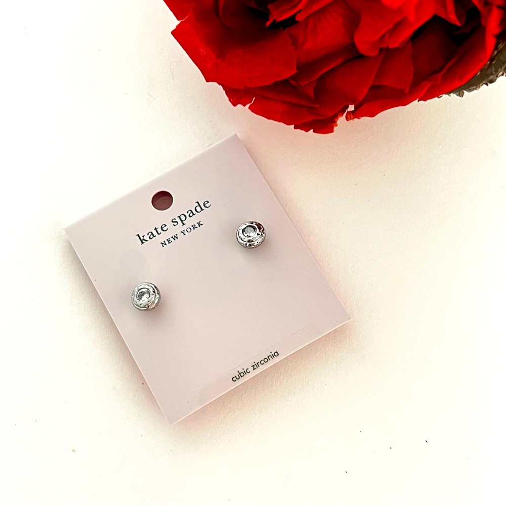 Kate Spade New York Bezel C Hammered Round Stud Earrings - New With Tag -Reemoly